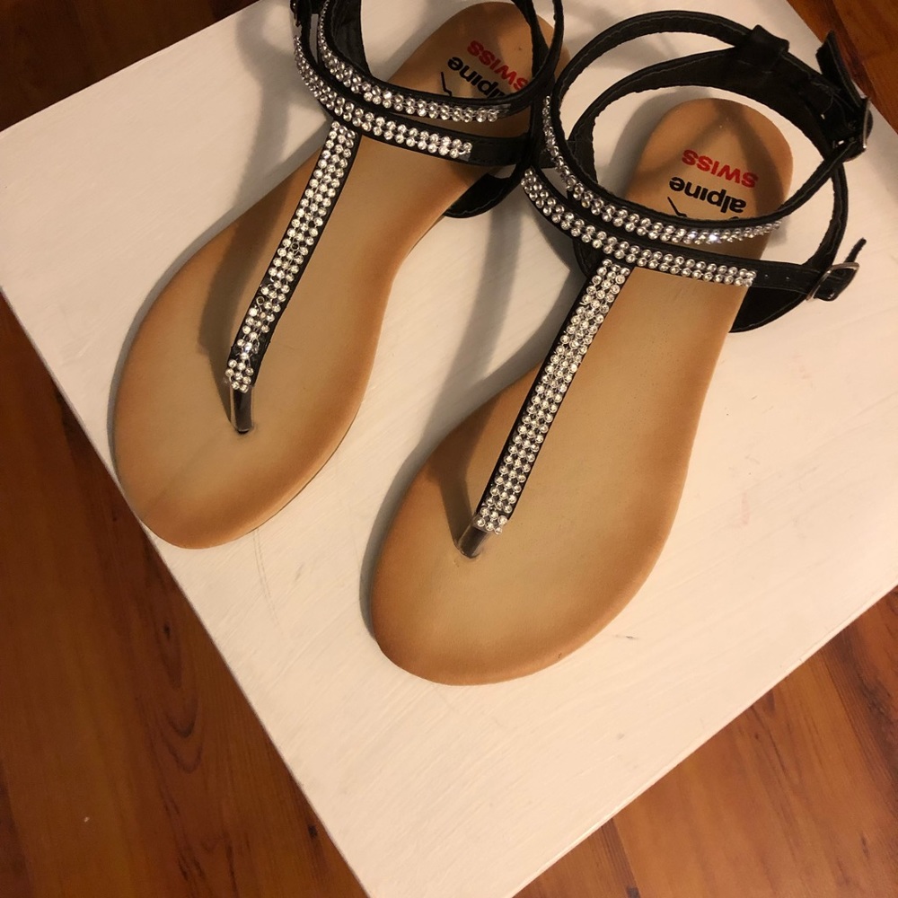 Sandals - Picture 6 of 8